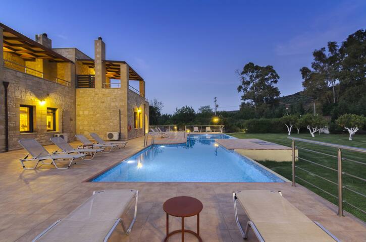 Kalives Orchard Villas gallery image 4