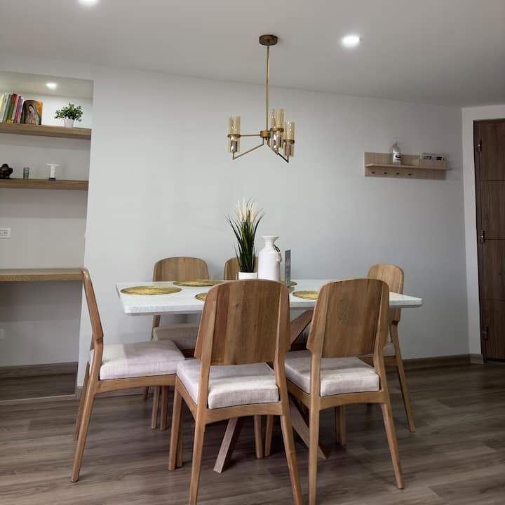 Lujoso Dúplex En Bogotá Trabajo Y Larga Estadía - Bogotá