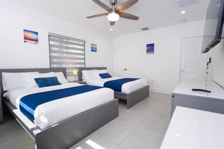 Spavaća soba 1 s vlastitom kupaonicom - 2 bračna kreveta