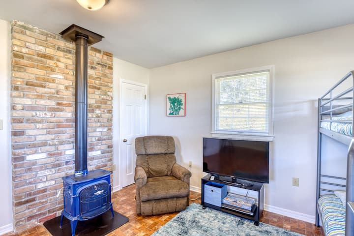 Holly Ridge Cabin: 60ac + Lake! - Mississippi