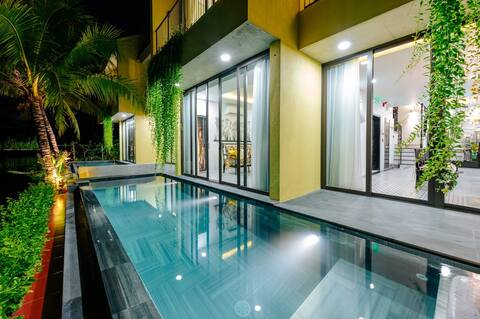 Lotus Villa-4BRs/Pool, river view, 5’ to AB Beach