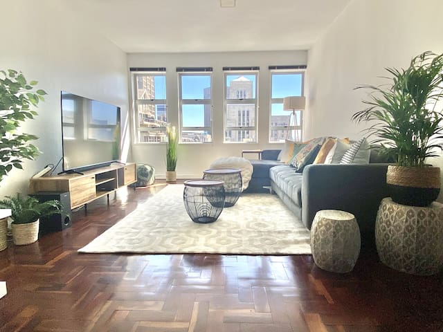 Top Floor by Grand Property SA