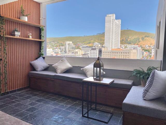 Top Floor by Grand Property SA gallery image 4