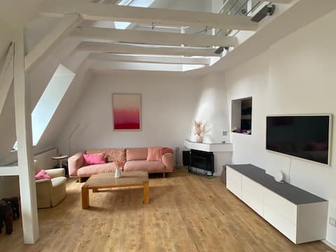 Leistungsstarkes Airbnb: Dream in the south of Cologne in Neustadt/Süd