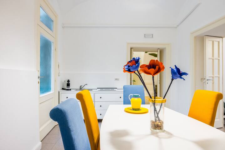 Kea Home, entire house in the heart of Naples gallery image 5