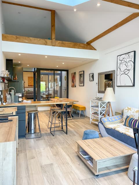 Top performing Airbnb: The Loft near the Lake in Talloires Montmin
