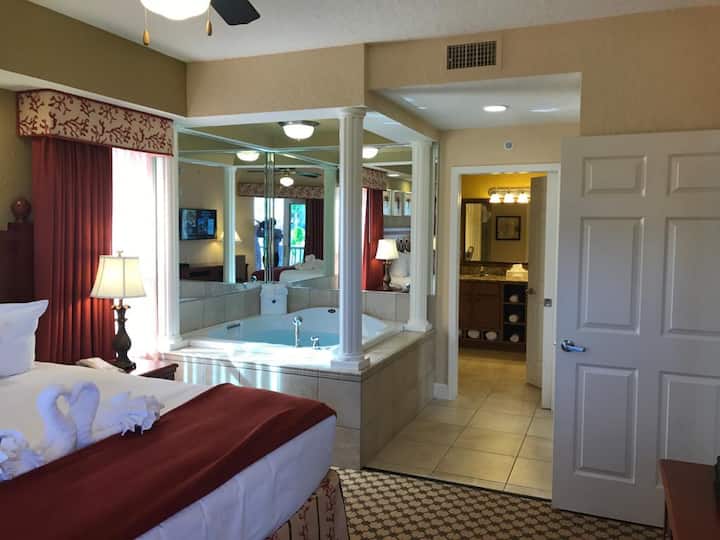 Family Fun One Bedroom Grand Suite Sleeps 4 - Hotels for Rent in ...