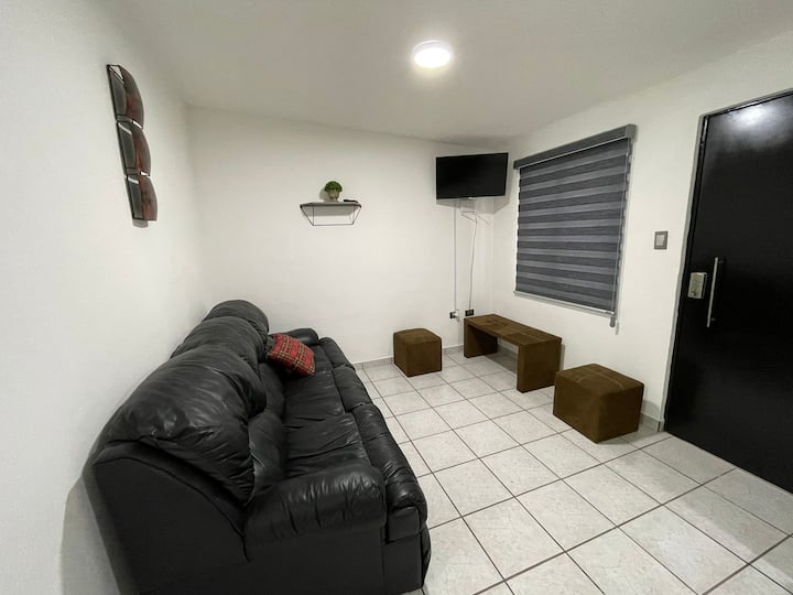 Casa Familiar Y Negocios, Cómoda Para 6 Personas - Los Mochis