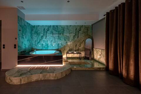 Smaragdi LuxuryJacuzzi Apartment Nohopremiumliving