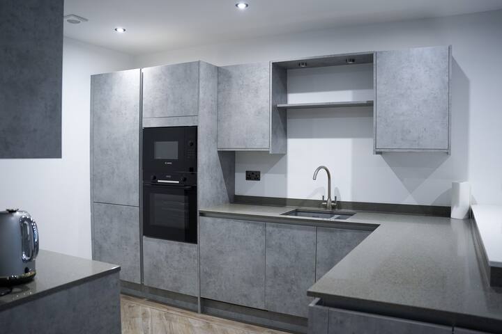 Stunning 3 Bedroom City Centre gallery image 4