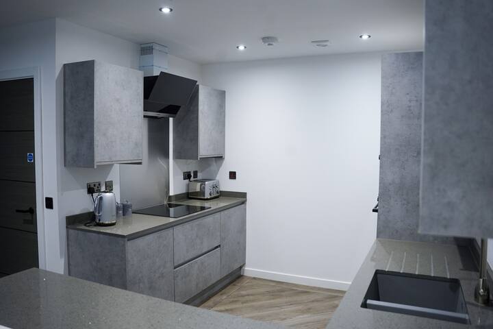 Stunning 3 Bedroom City Centre gallery image 5