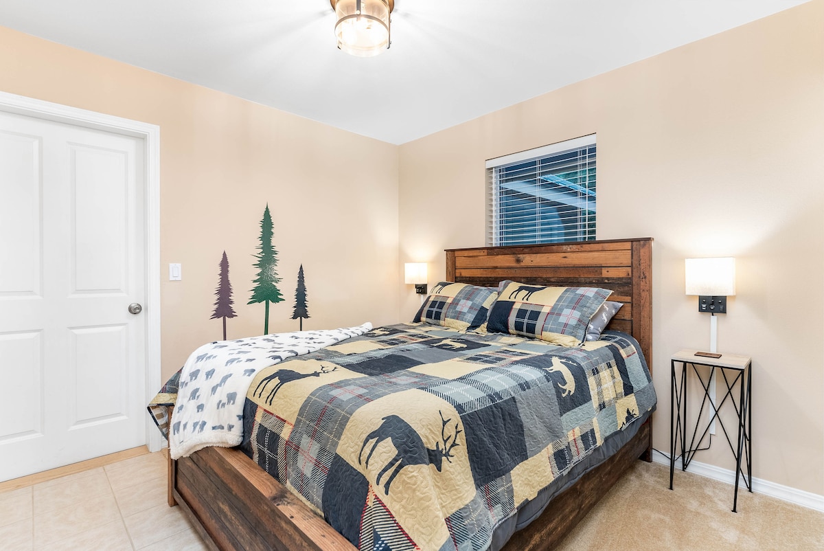 Chumba cha kulala cha pili chenye starehe/Kitanda cha Queen