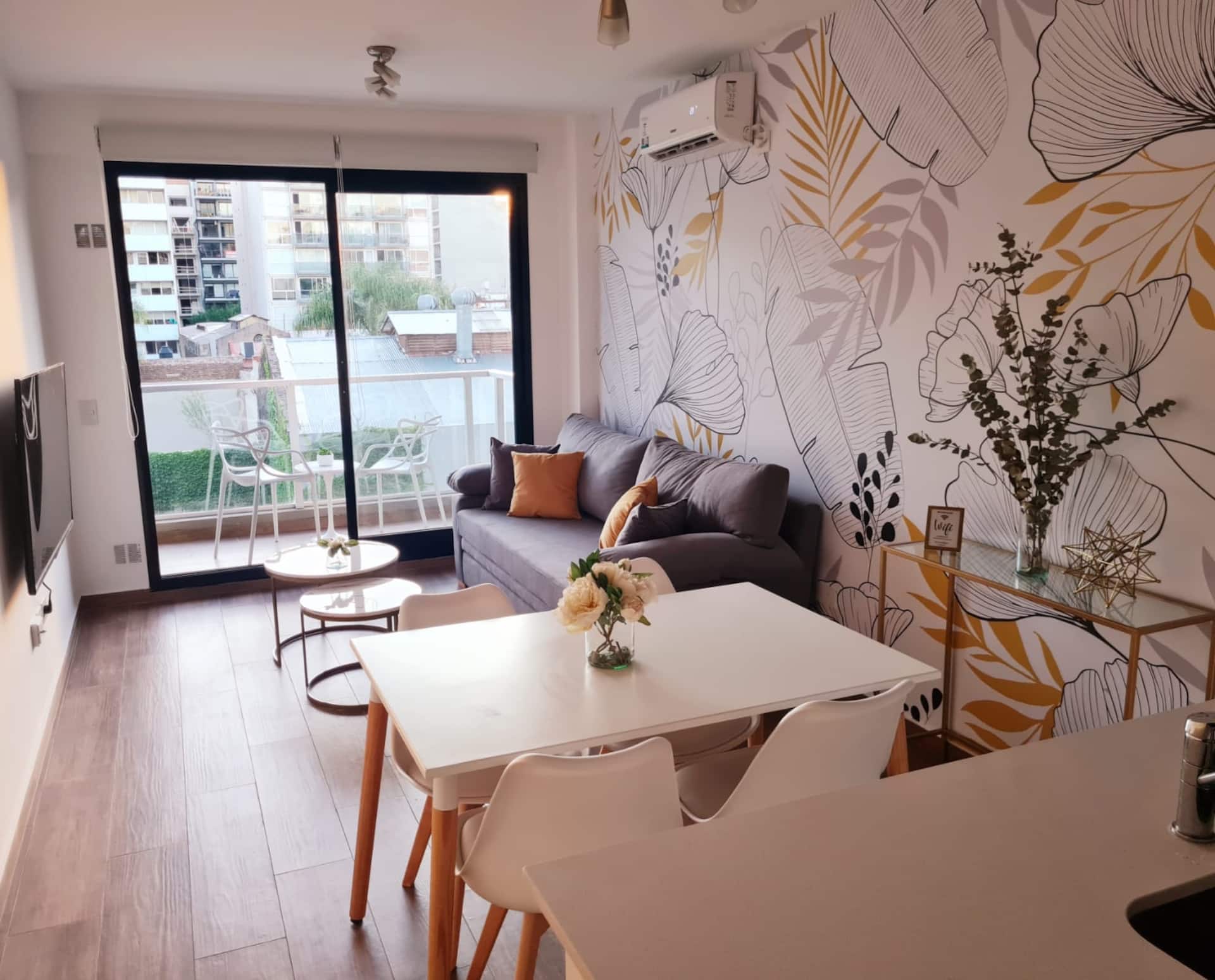 One-bedroom apartment in Palermo Hollywood with pool access and balcony