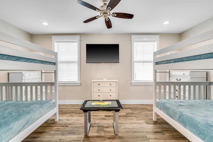 Two Queen over Queen Bunk Beds with Game Table