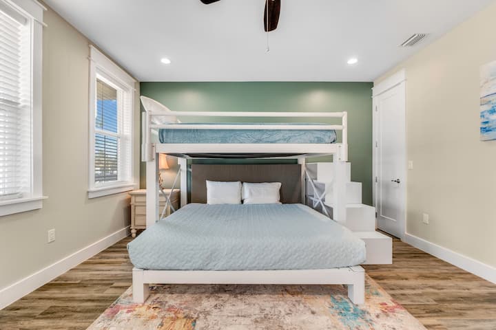 Upstairs Queen over King Bunk Bed that sleeps 4