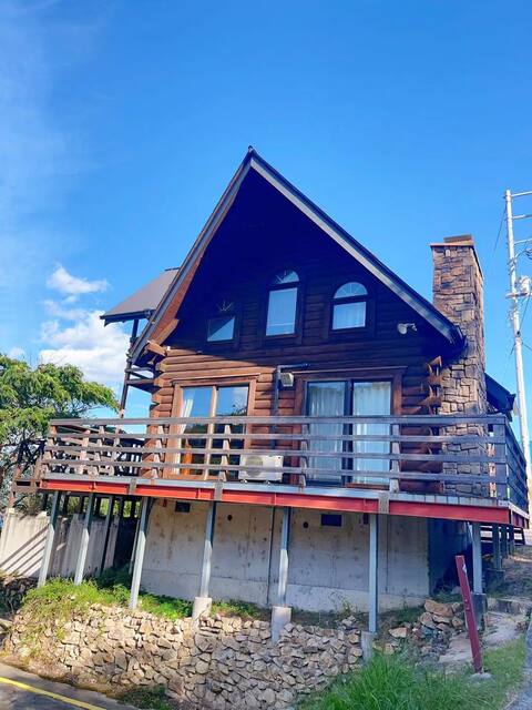 [Enjoy Free Oysters] Gorilla Villa