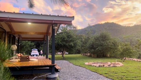 Moon Forest - Secluded in Deep Mountain (Bldg)