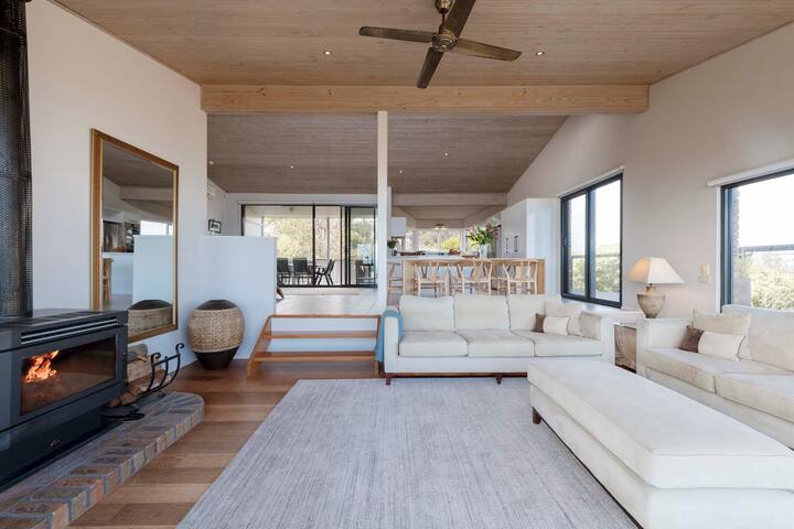 The Lookout Retreat gallery image 2