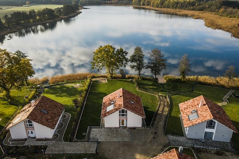 Erfolgreiche Airbnb-Immobilie: Vacation home with private jetty in a fantastic location in Krakow Am See