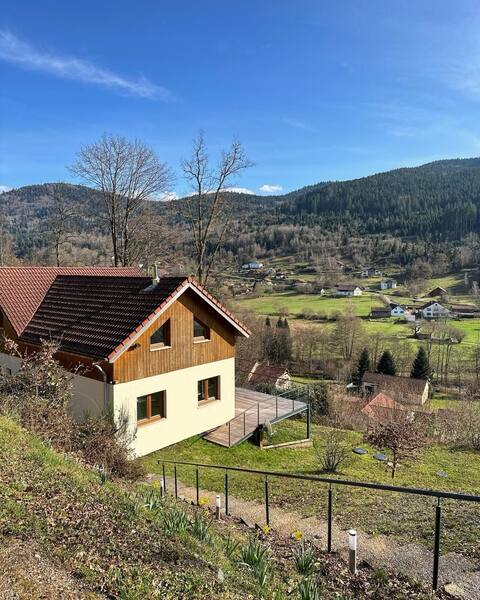 Les 2 Sapins - 10 pers. - Beds made, Cleaning included