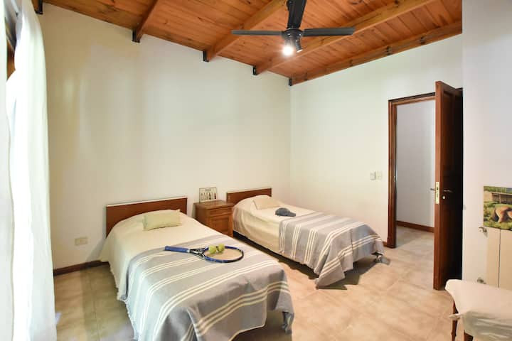 საძინებელი 3