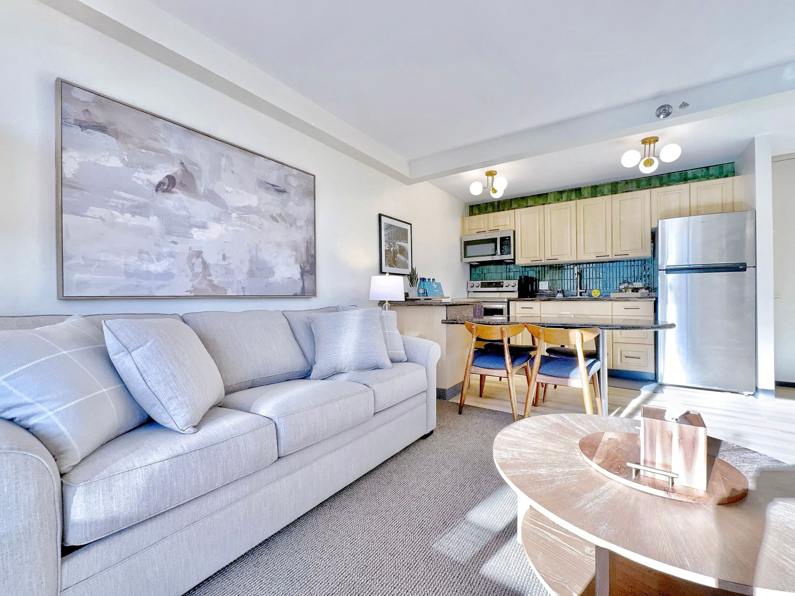 New! Mid-Century Island Style 1BR Condo~ - Image 8