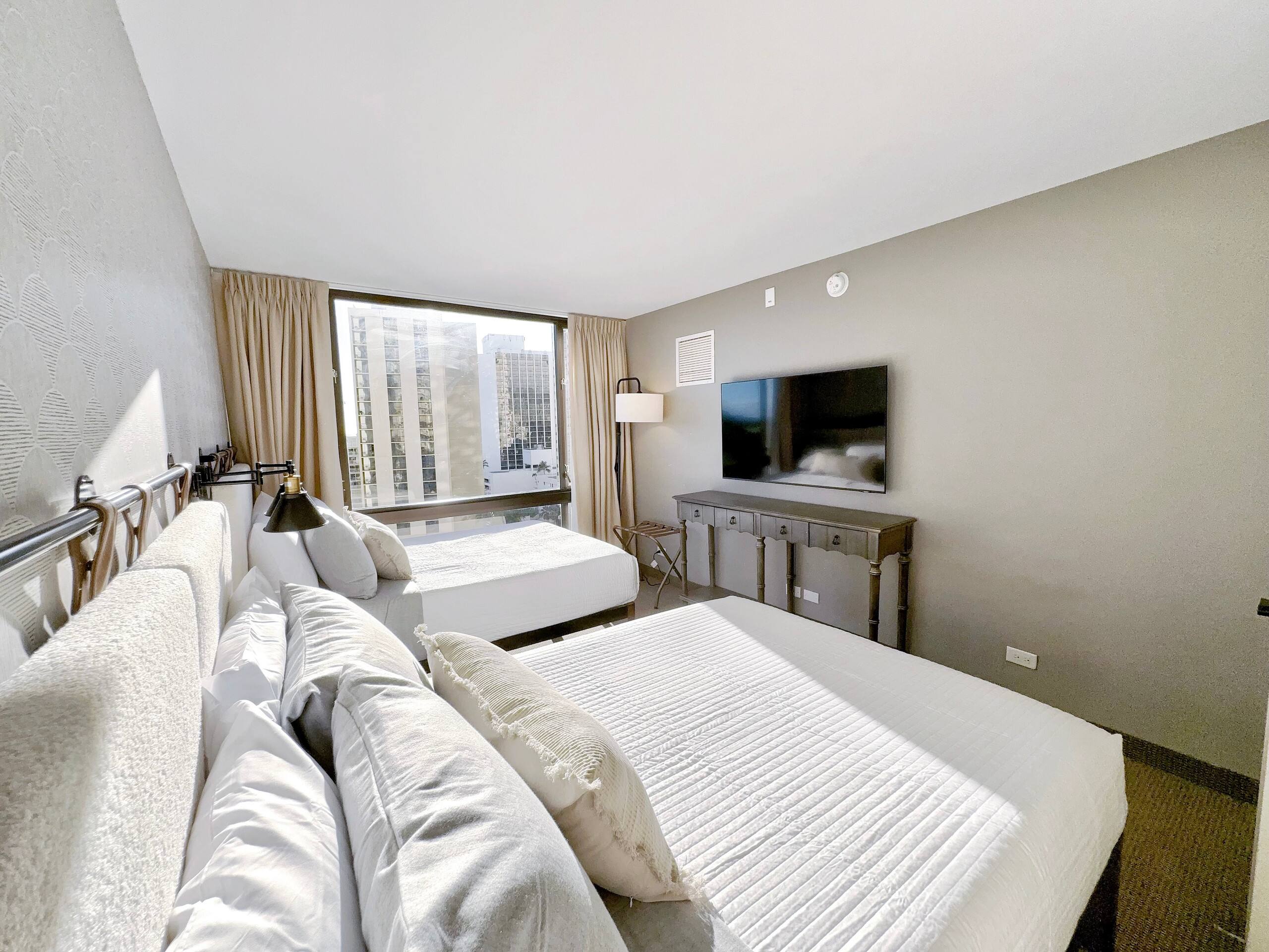 New! Mid-Century Island Style 1BR Condo~ - Image 35