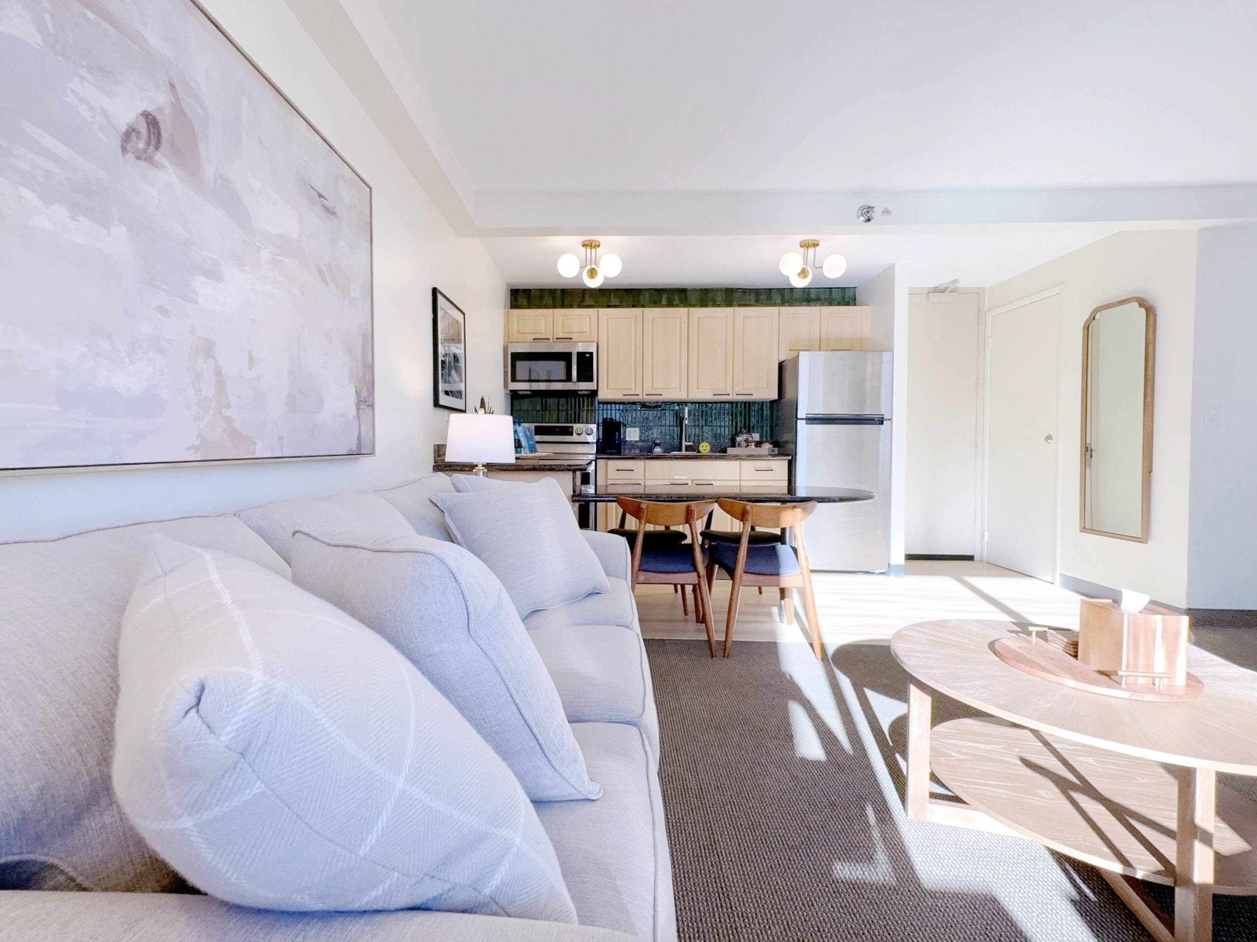 New! Mid-Century Island Style 1BR Condo~ - Image 15