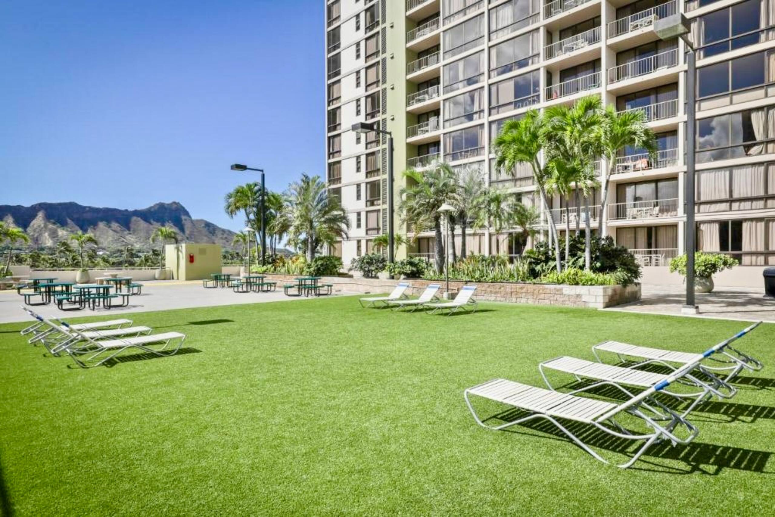 New! Mid-Century Island Style 1BR Condo~ - Image 69