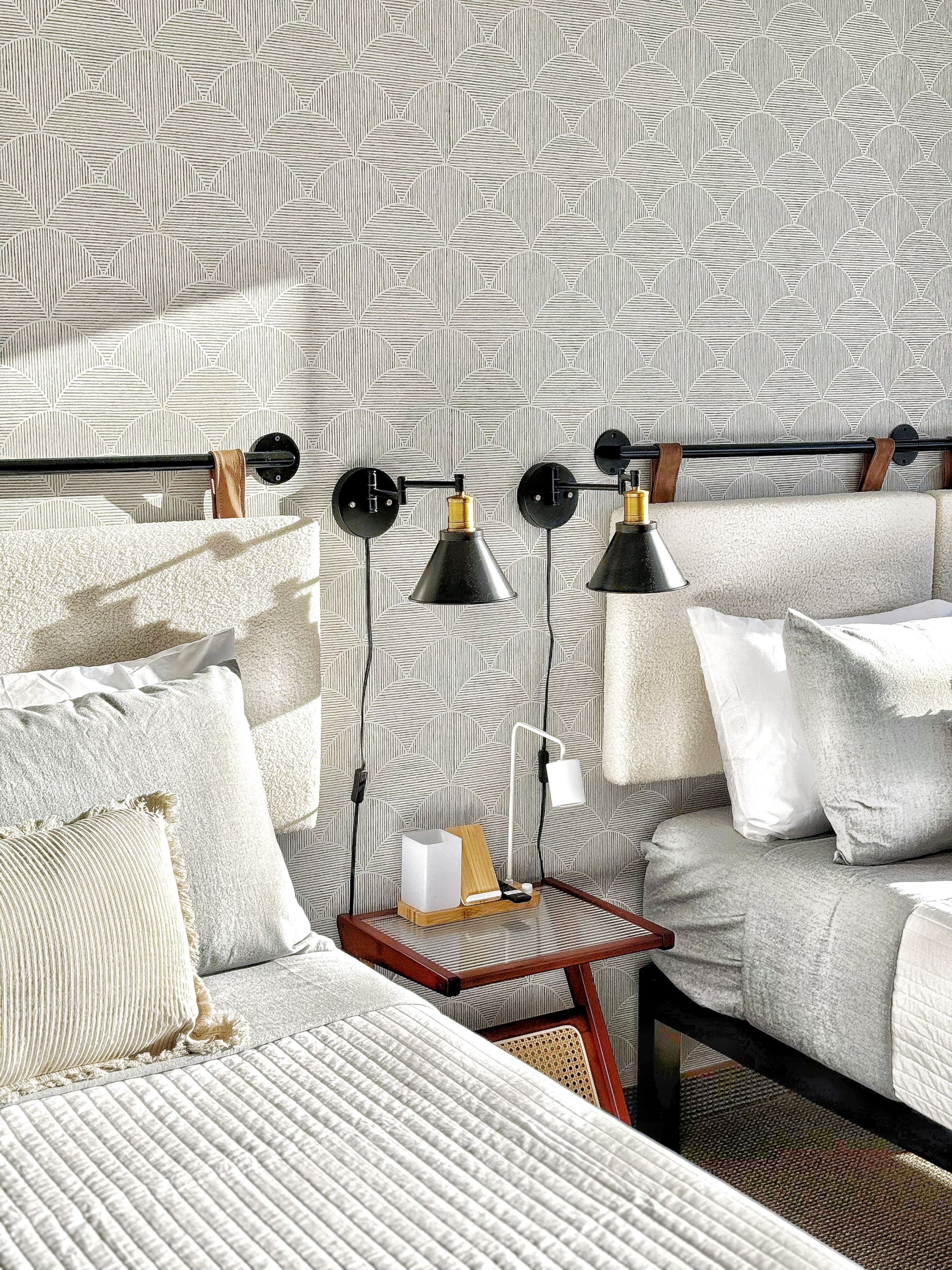 New! Mid-Century Island Style 1BR Condo~ - Image 33