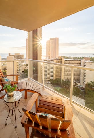 WM 2105 — Luxury 3BR/3.5BA • Oceanfront Views gallery image 2