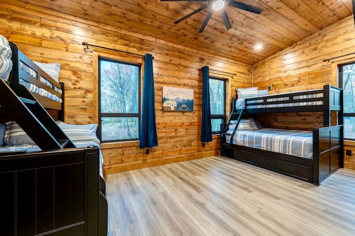 The bunk room can accommodate 6 with 2 queens and 2 twin XL beds!