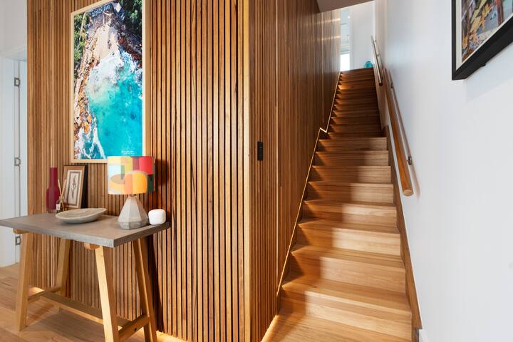 Chic Beachside Abode, Sunrise Beach gallery image 3