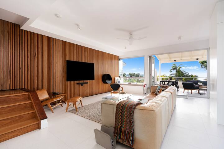 Chic Beachside Abode, Sunrise Beach gallery image 5
