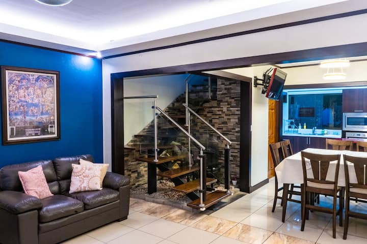 Casa Elena: Acogedora Casa En Cartago Centro - Cartago