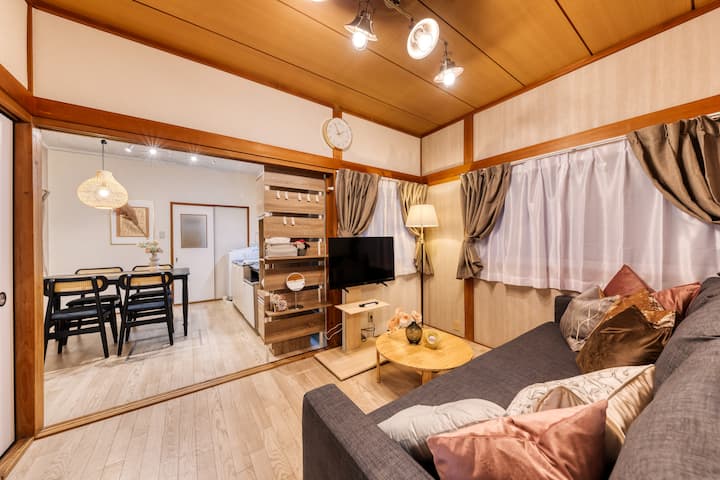 4 Min Walk Sta./6 Min Namba. Train/8pax/private - Japan