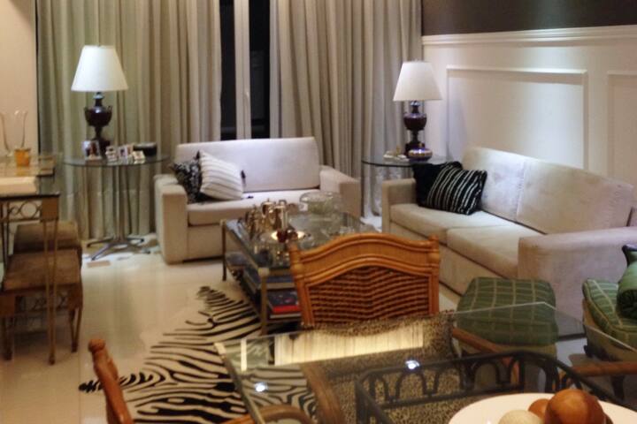 Luxo Leblon melhor ponto gallery image 2