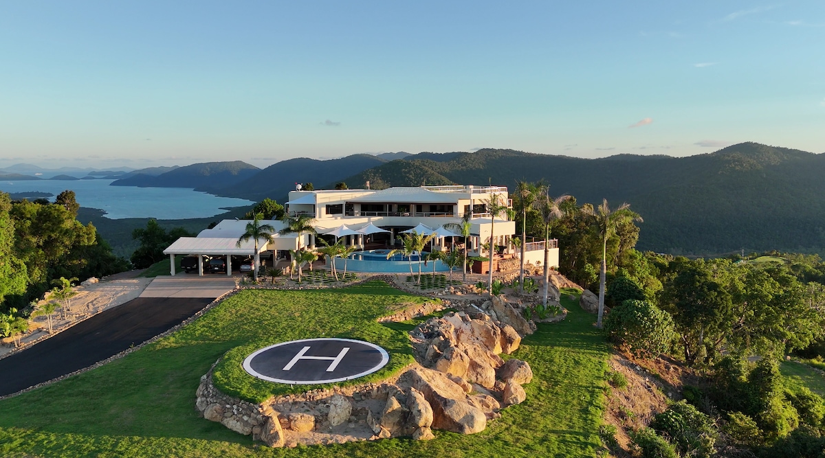 *Parc Exclusif, Airlie Beach - 360 island views*