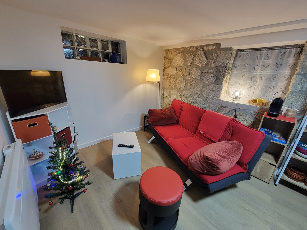 Кауч на спуштање со 2 седишта