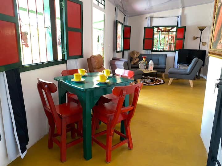 St Martin Country House - 18 Total Guests - La Cumbre