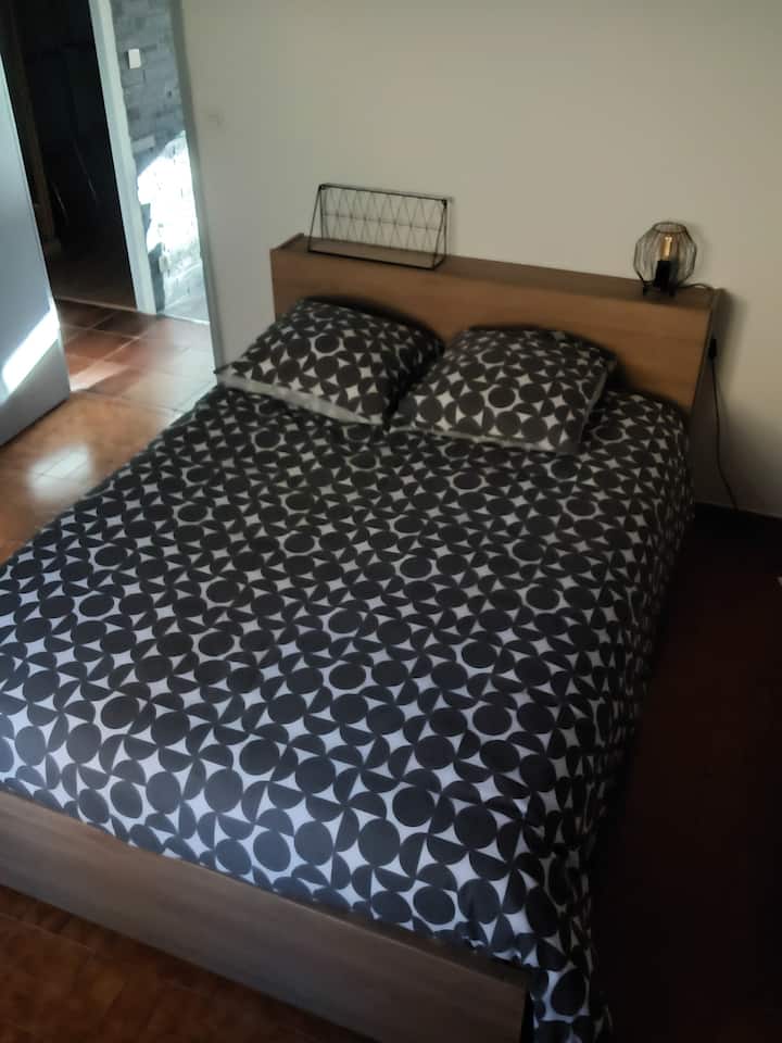 საძინებელი 3