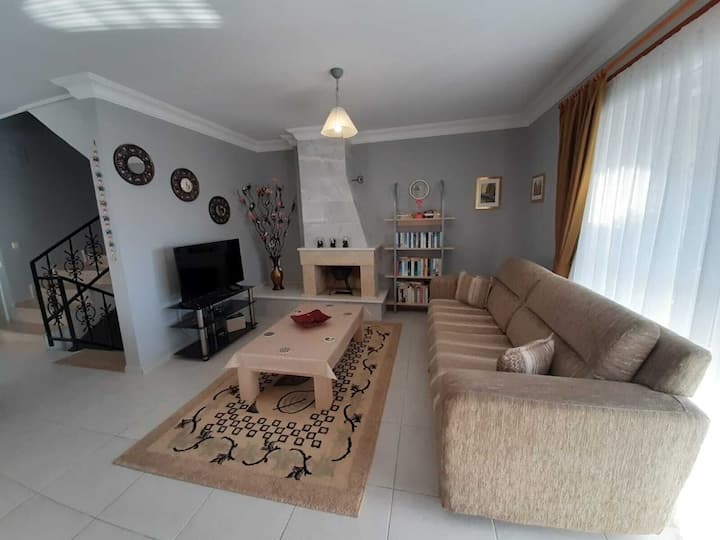Full House, Sleeps 10, Own Pool - Kuşadası