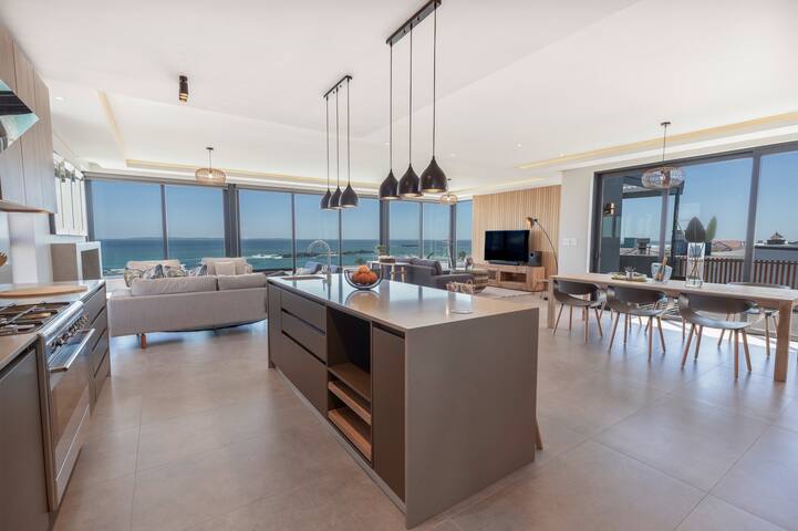 Oceanscape Beachfront Penthouse