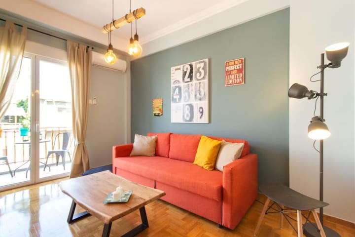 Athens Penthous at Centre