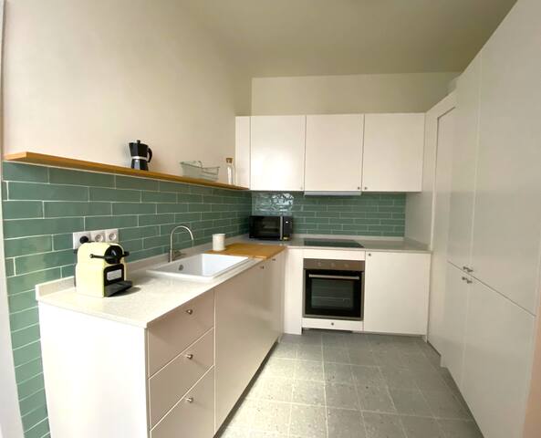 In the Heart of Madrid, Walking Distance to Sol gallery image 5