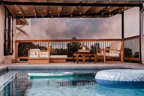 Miles Away - for lovers of sunsets & sea views