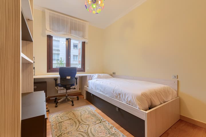 საძინებელი 4