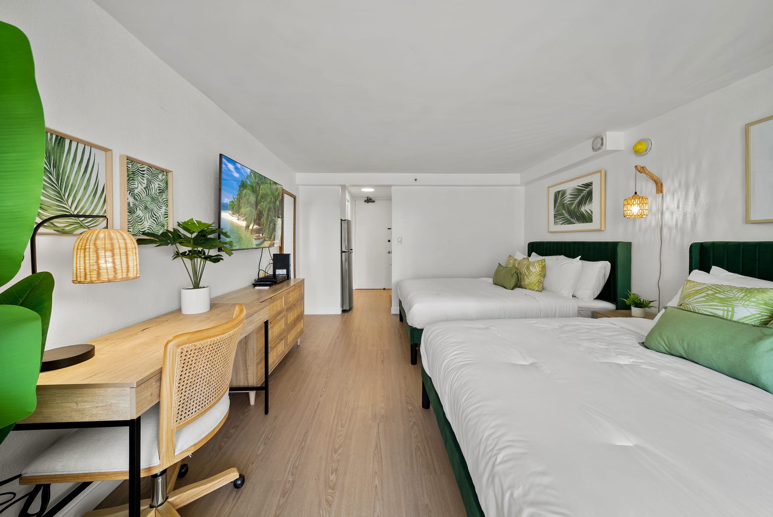 Clean & Stylish Studio in Waikiki - Image 2