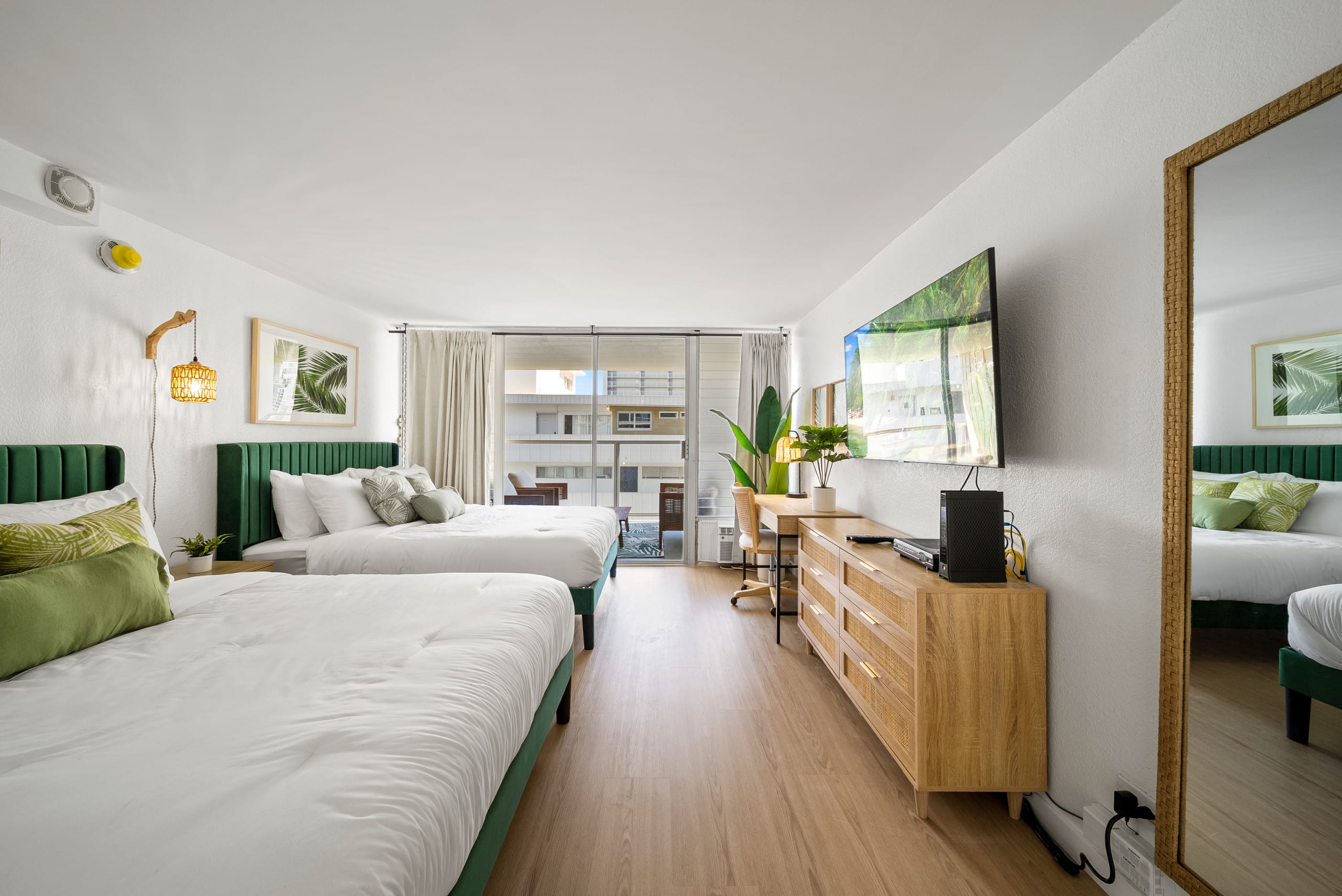 Clean & Stylish Studio in Waikiki - Image 3