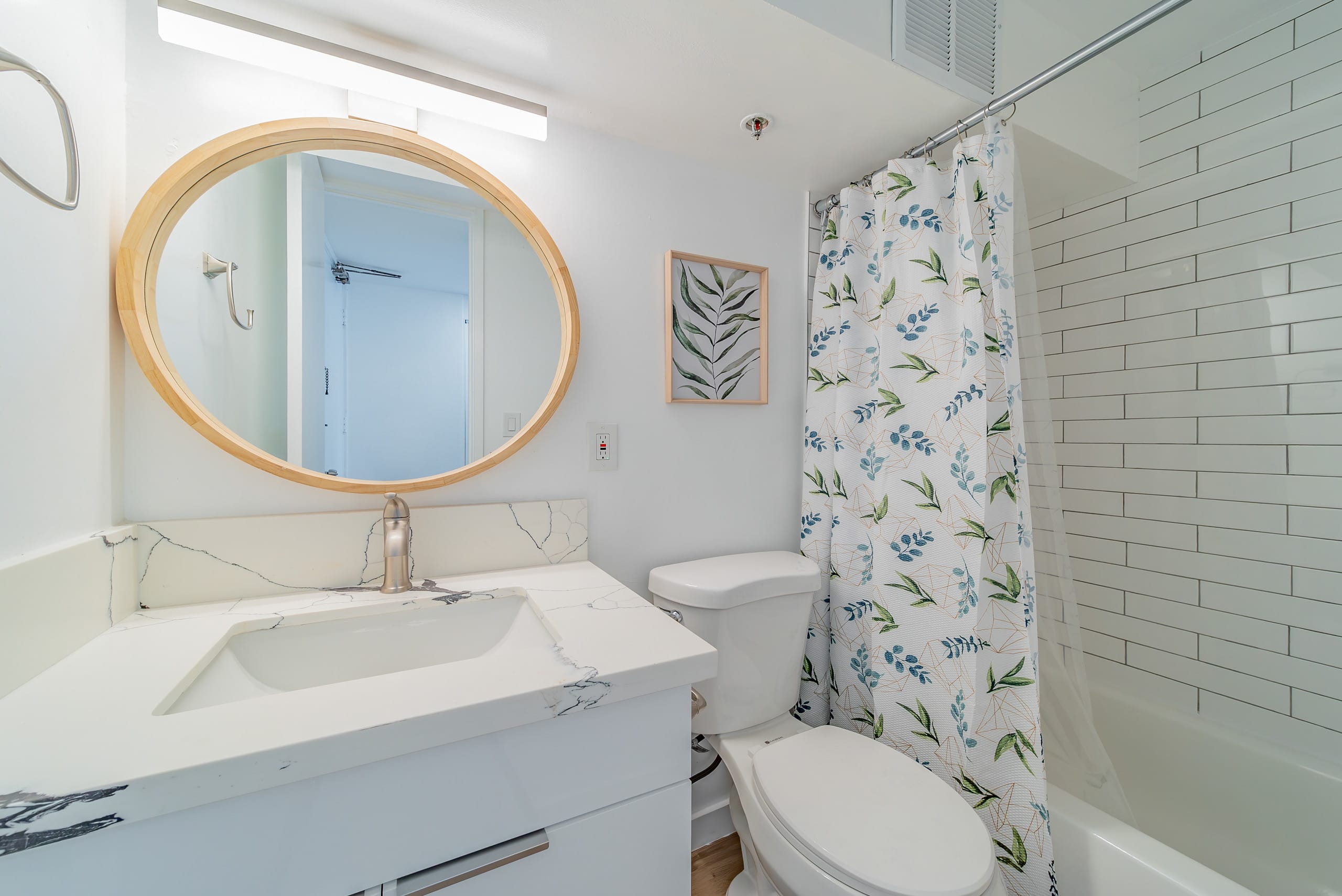 Clean & Stylish Studio in Waikiki - Image 7
